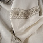 FA-1533 - Λινό με Κεντημένη Μπορντούρα