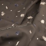 RI-1003 - Κέντημα σε Γκρι Μαλλί 