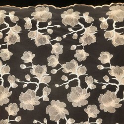 LA-1056 - Τούλι Κεντημένο  