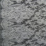 BRD-1055 - Δαντέλα Chantilly Γαλλίας