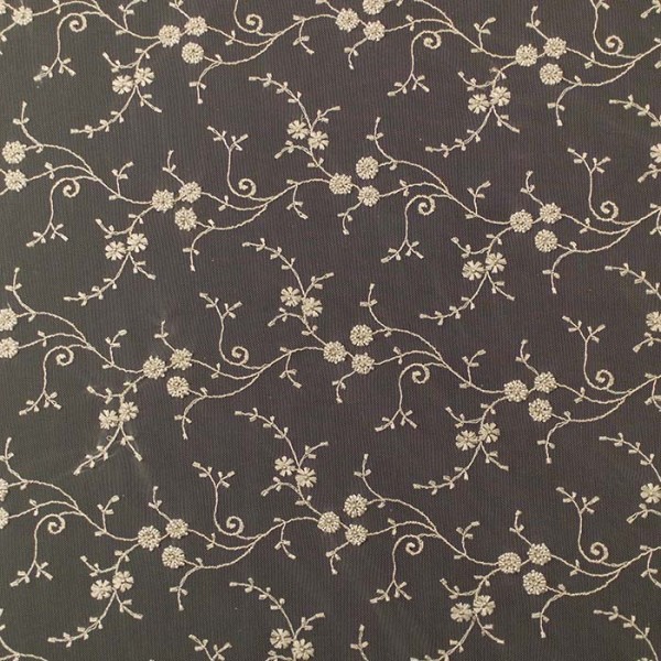 BRD-1068 - Μπεζ Τούλι Κεντημένο 